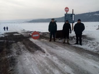 Открыто движение по ледовой переправе через р. Лена в Качугском районе